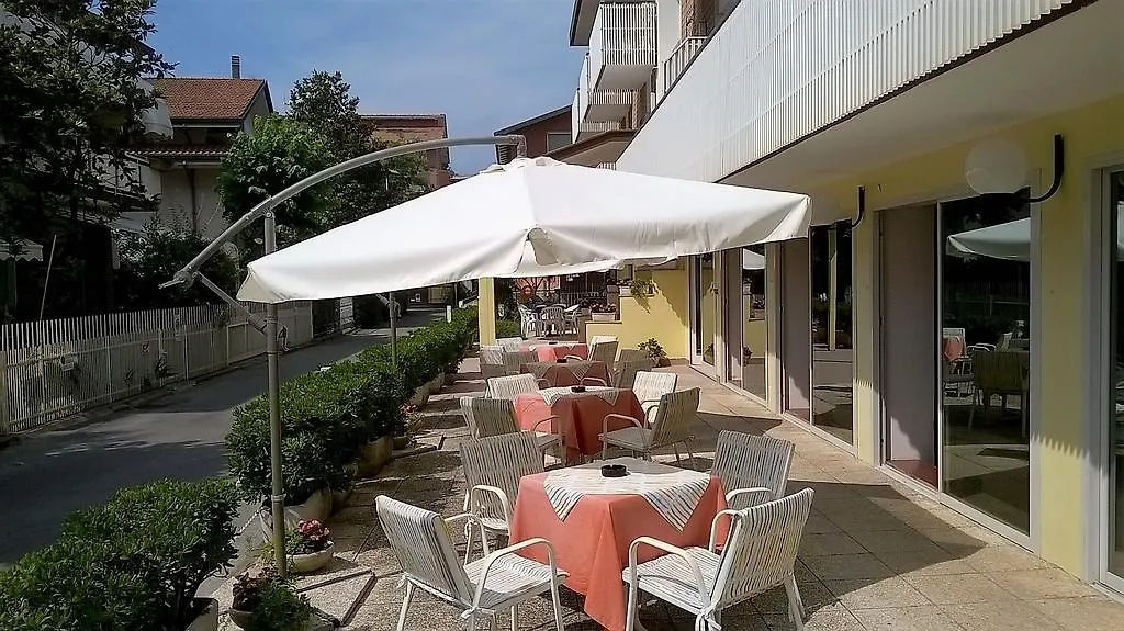 Hotel Montecarlo Nord Rímini